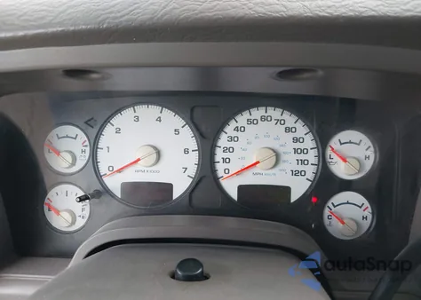 2002 Dodge Ram 1500 z USA, uszkodzony, nr VIN 3B7HA18N72G103002